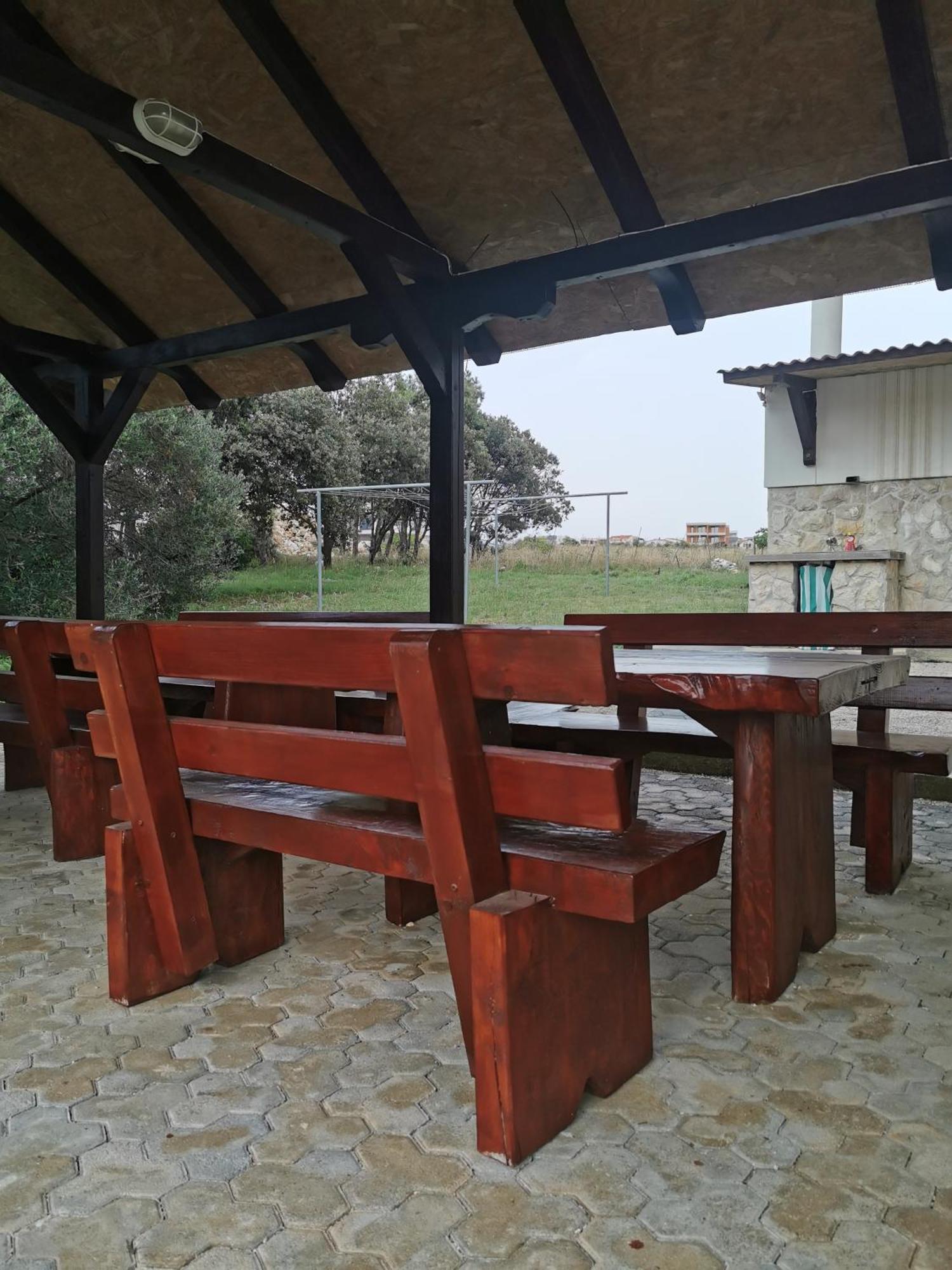 Apartments Riva Povljana Εξωτερικό φωτογραφία