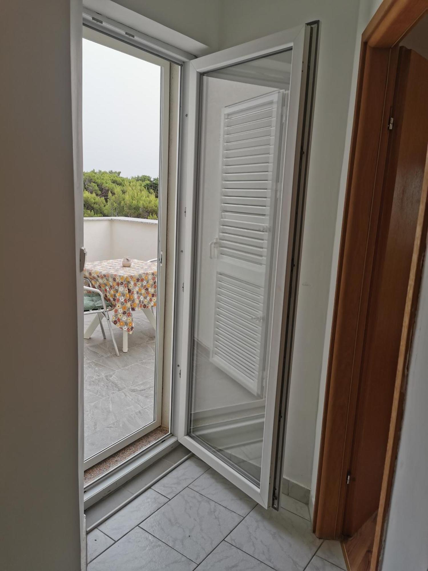 Apartments Riva Povljana Εξωτερικό φωτογραφία