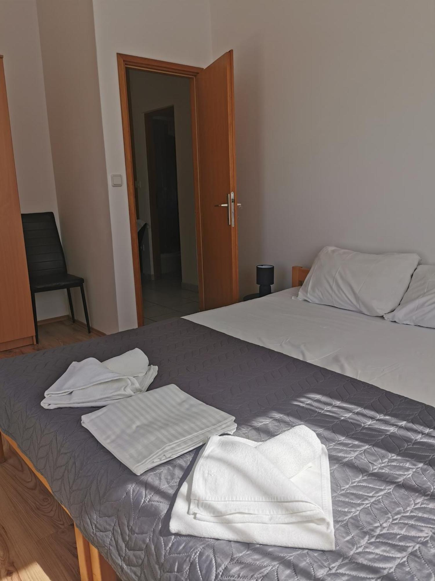Apartments Riva Povljana Εξωτερικό φωτογραφία