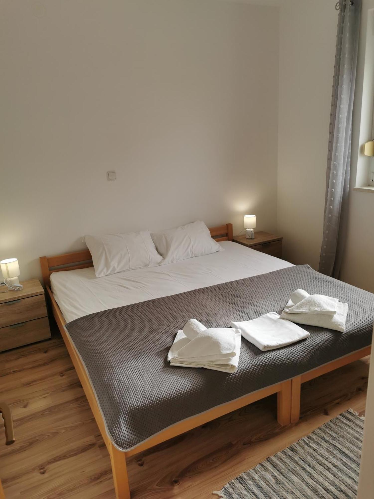 Apartments Riva Povljana Εξωτερικό φωτογραφία