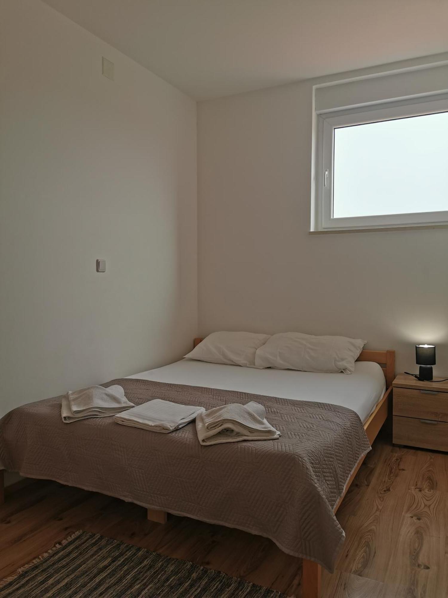 Apartments Riva Povljana Εξωτερικό φωτογραφία