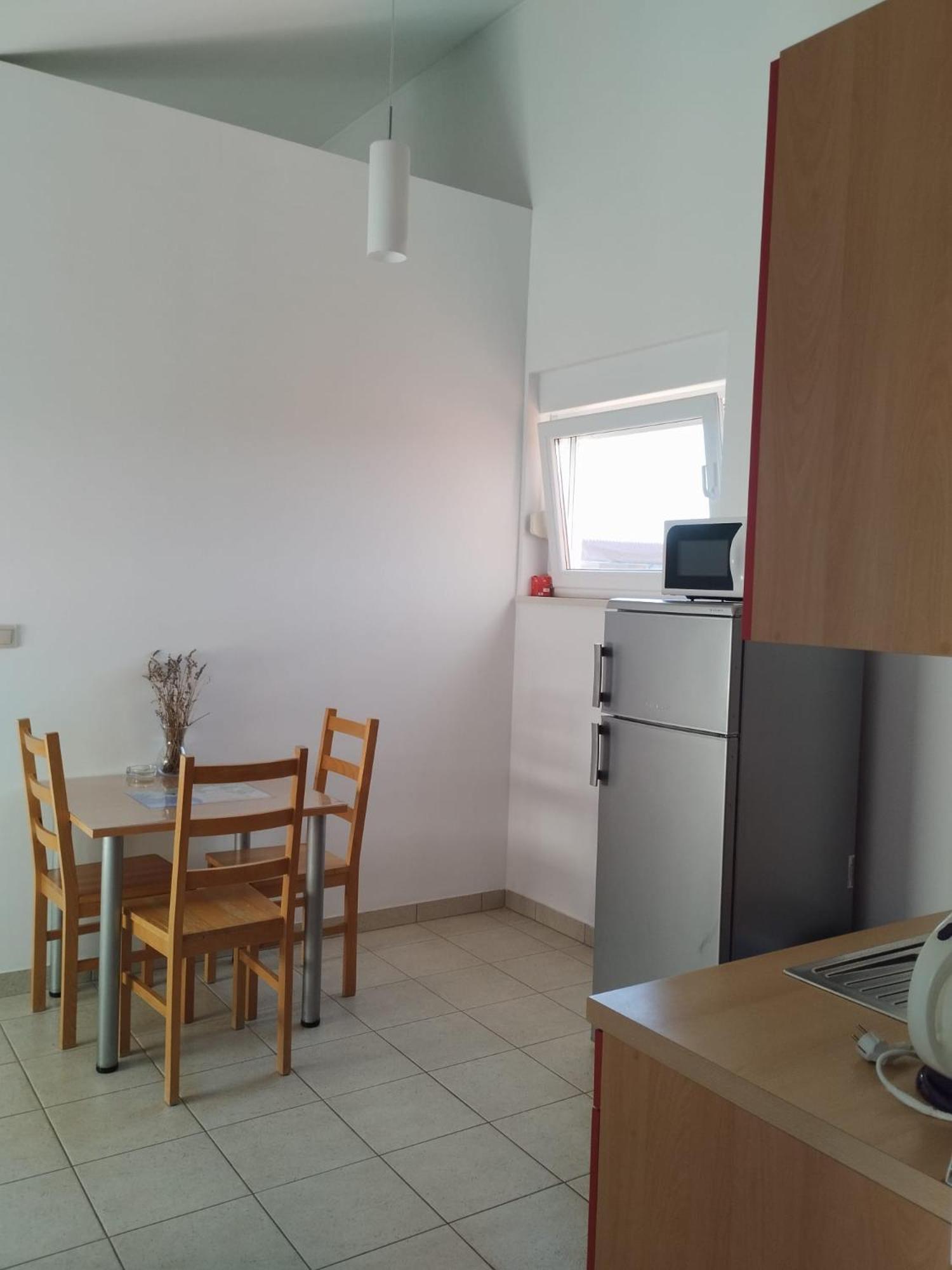 Apartments Riva Povljana Εξωτερικό φωτογραφία